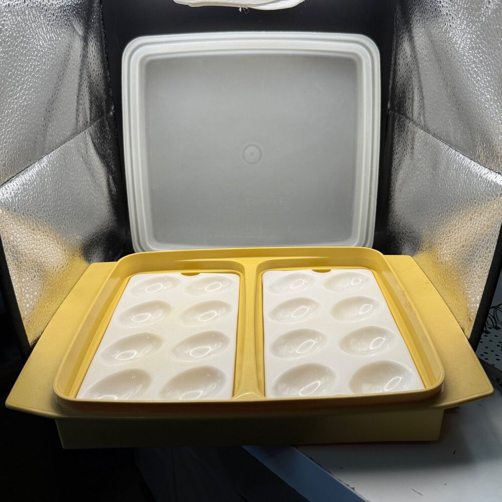 Vintage Tupperware Deviled Egg Carrier With Lid & 2 Inserts Yellow & White